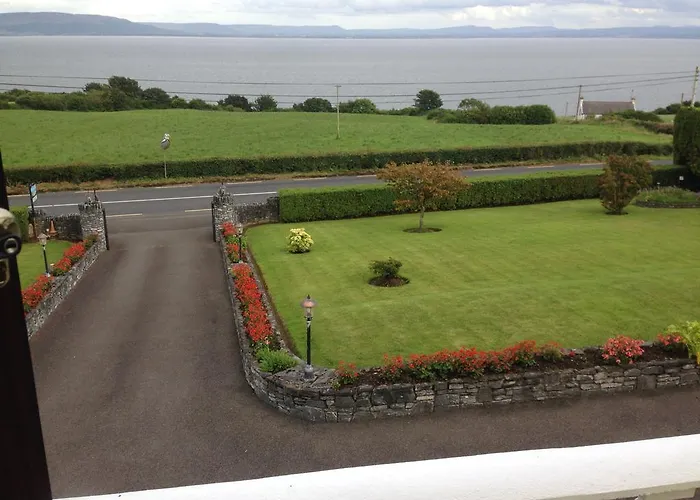 Seawater View Accomadation - Accommodation Only *