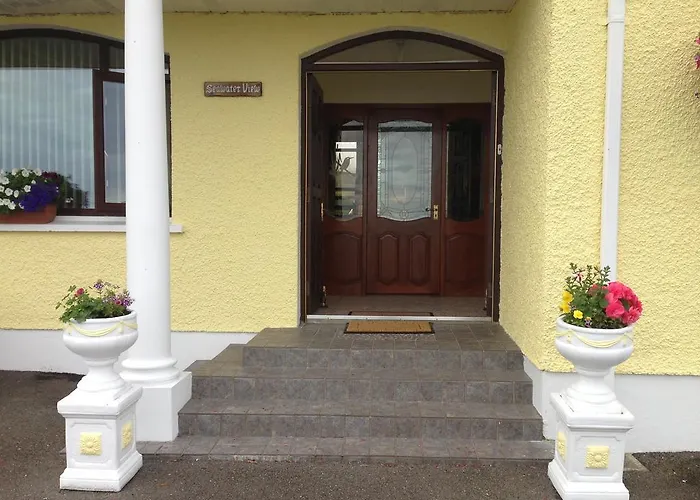 Apartment Seawater View Accomadation - Accommodation Only Red Castle